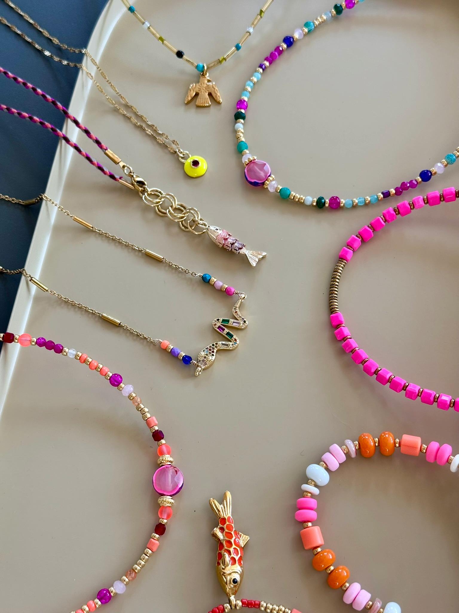 Boucles d’oreilles fantaisie de la marque Hop Op – bijoux de créateurs chez Mim’s à Leuze